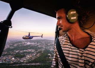 Scenic helicopter flight with Skyline Aviation