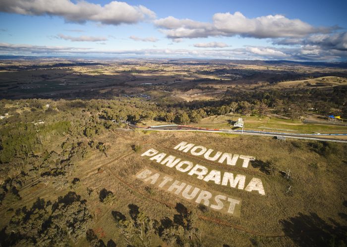 Mount Panorama/Wahluu Track