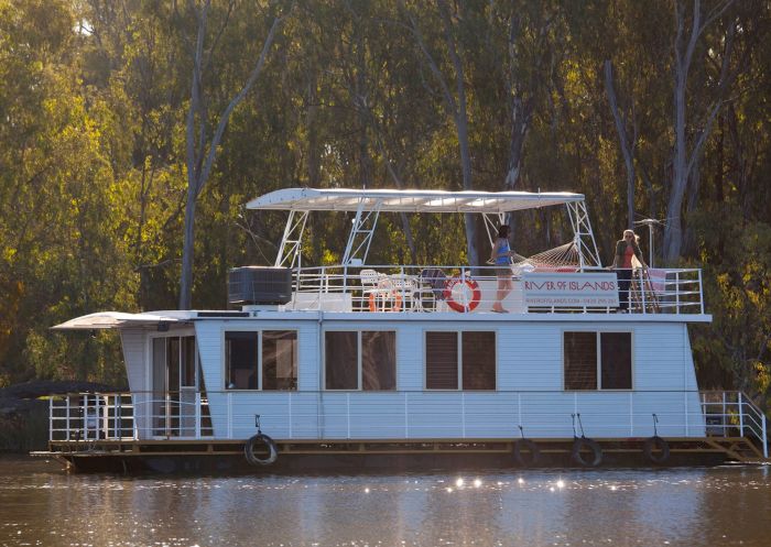 Unwind and relax at your own pace all year round on a River Island Houseboat, Mulwala