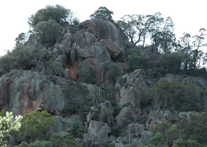 Bulagaranda (Mount Yarrowyck) Aboriginal Area, Mount Yarrowyck