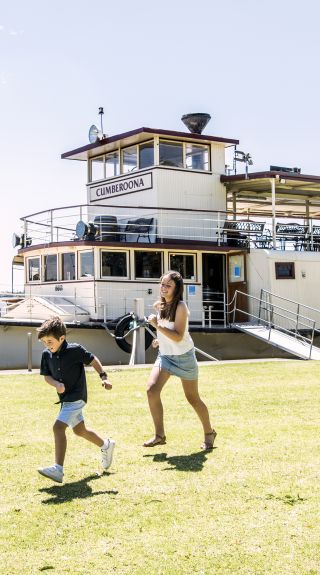 Paddle-steamer Cumberoona in The Murray