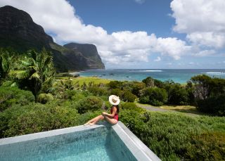 Morgennebel zieht über das Emirates One&Only Wolgan Valley