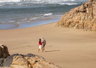 Malerische Luftaufnahmen mit Blick auf den Horseshoe Bay Beach in South West Rocks, Coffs Harbour, Nordküste