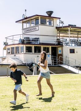 Paddle-steamer Cumberoona in The Murray