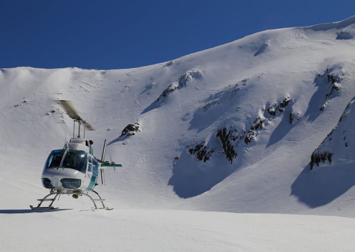 Snowy Mountains Helicopters tour in Jindabyne, Snowy Mountains
