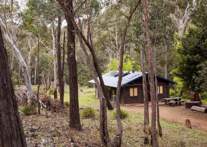 Rustic Log Cabin by the river at Turon Gates in Lithgow, Blue Mountains