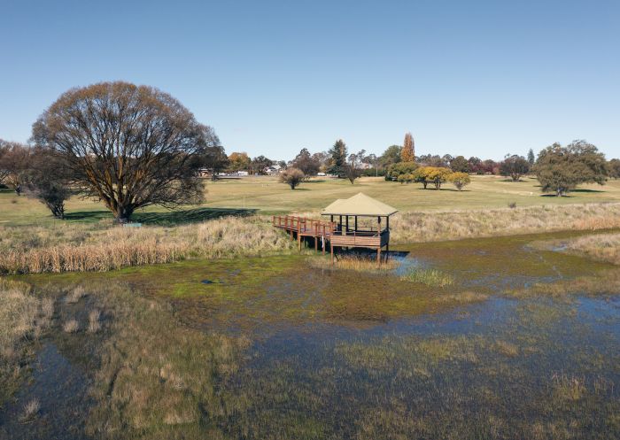 The viewing platform at Mother of Ducks Lagoon Nature Reserve, Guyra