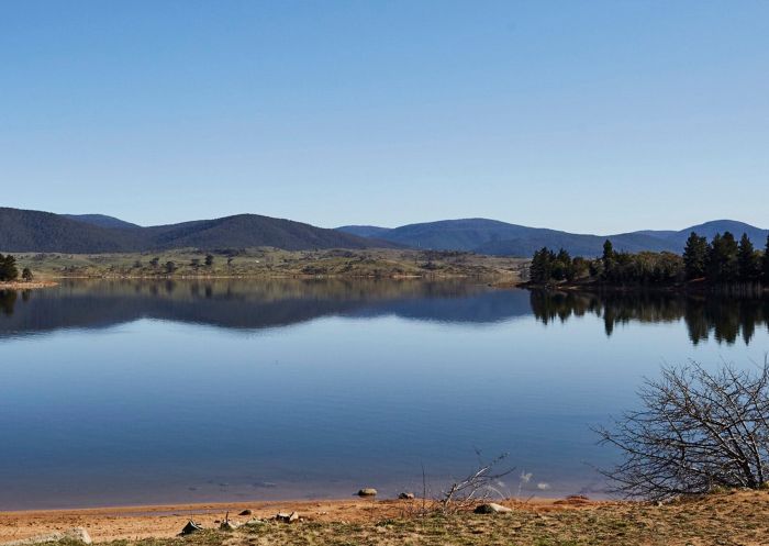 View of the lake from NRMA Jindabyne Holiday Park, Jindabyne