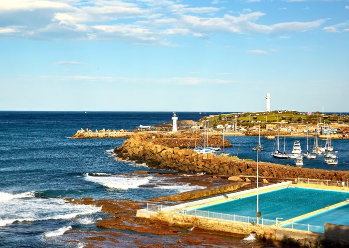 Continental Pool with views across to Wollongong Breakwater Lighthouse and Wollongong Head Lighthouse, North Wollongong 