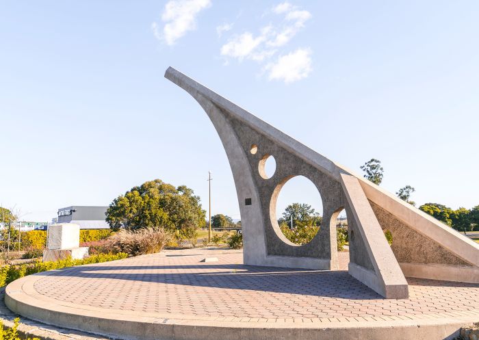 View of Singleton Sundial commemorating the bicentennial of Australia, Singleton