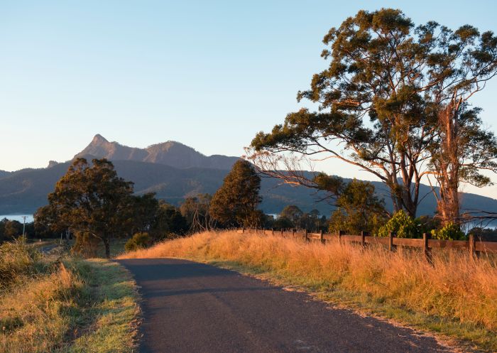  Scenic country views, Mount Warning, Tweed Range