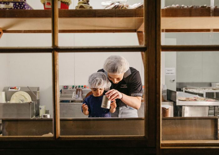 Junee 甘草巧克力工廠