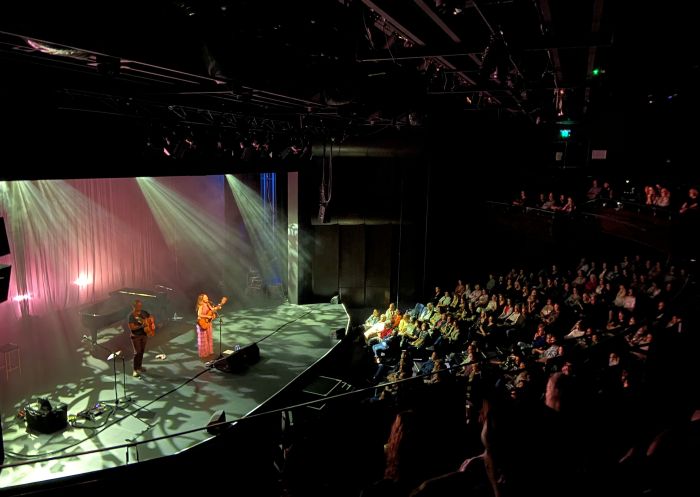 Kate Miller Hedke, Bathurst Memorial Entertainment Centre, Bathurst - Credit: Bathurst Memorial Entertainment Centre