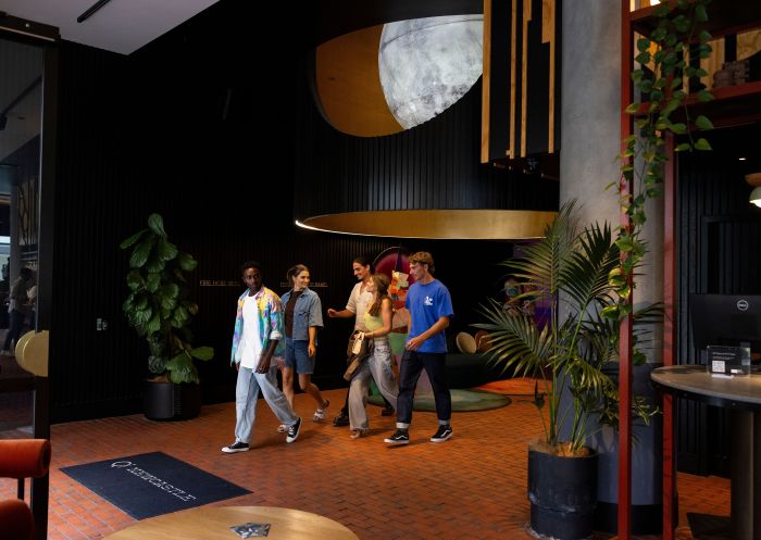 朋友们入住，纽卡素QT酒店，纽卡素