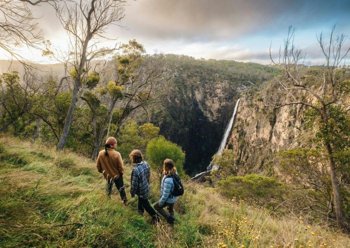 Hiking with a view, Wollomombi Falls, Armidale - Credit: Harrison Candlin | Armidale Regional Council