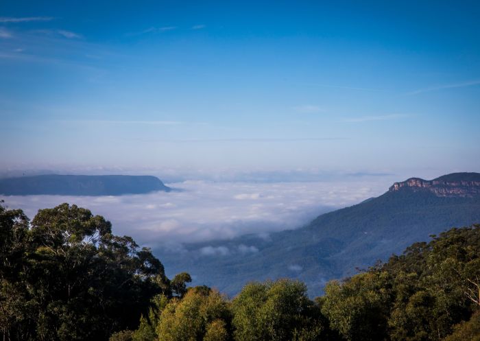 Scenic views across Jamison Valley, Leura, Blue Mountains National Park