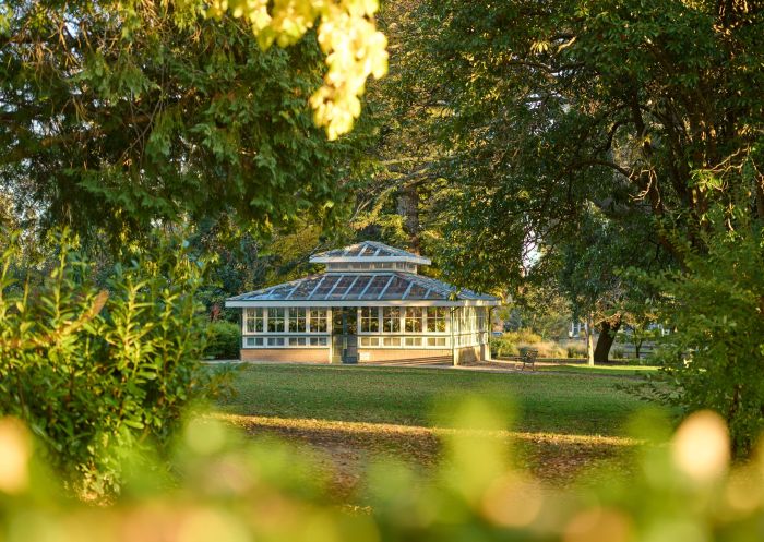 Greenhouse building, Cook Park, Orange
