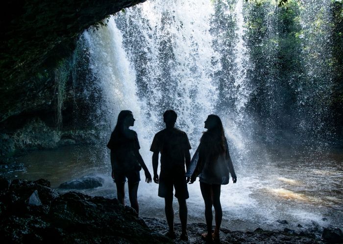 Friends enjoying the waterfalls, Killen Falls, Tintenbar