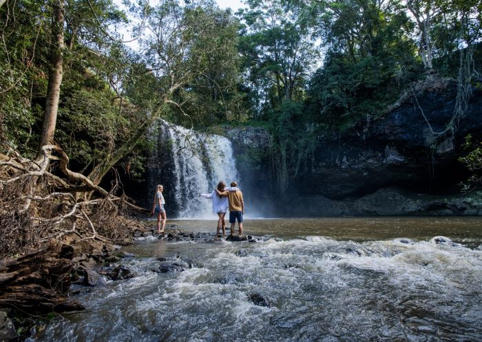 Friends enjoying the waterfalls, Killen Falls, Tintenbar