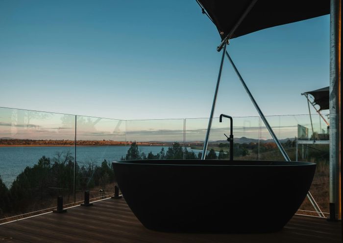Wilderluxe star tents bath on the deck, Lake Keepit - Credit: Reflections Holidays