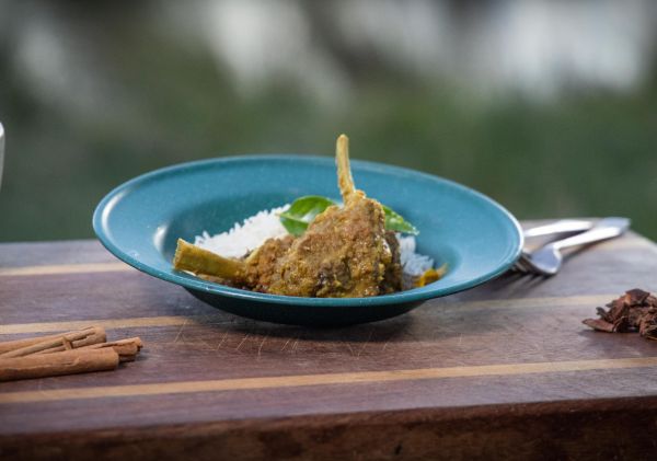 Rich Malaysian flavours come together with local lamb for this warming lamb rendang.