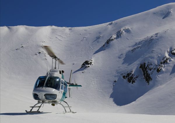 Snowy Mountains Helicopters. Image credit: Heli Fun