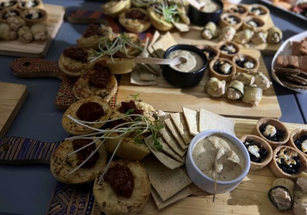 Bush Tasting Platter, The Old Salt Bush, Broken Hill - Credit: The Old Salt Bush