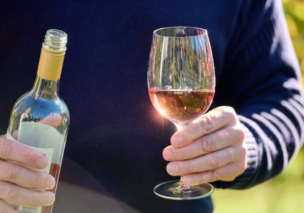 Wine tasting, Bendooley Estate, Berrima