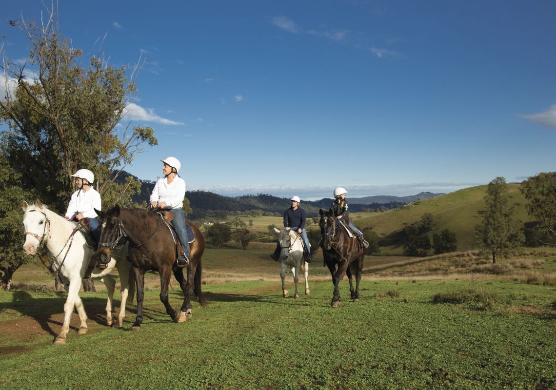 A family horseriding tour, Tamworth & Kootingal Horse Riding Adventures