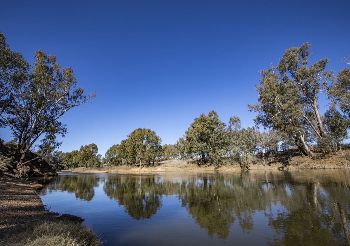 Scenic view of Sandy Beach by Macquarie River in Dubbo, Country NSW