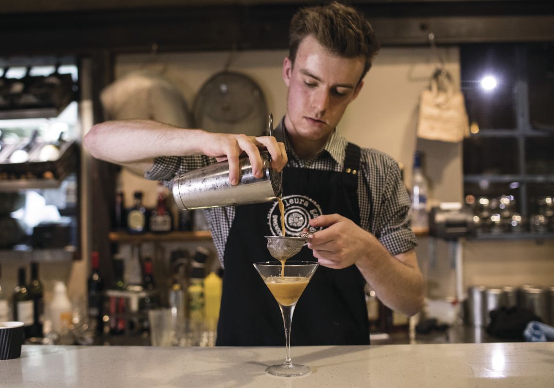 Bartender making a cocktail - Leura Garage - Blue Mountains