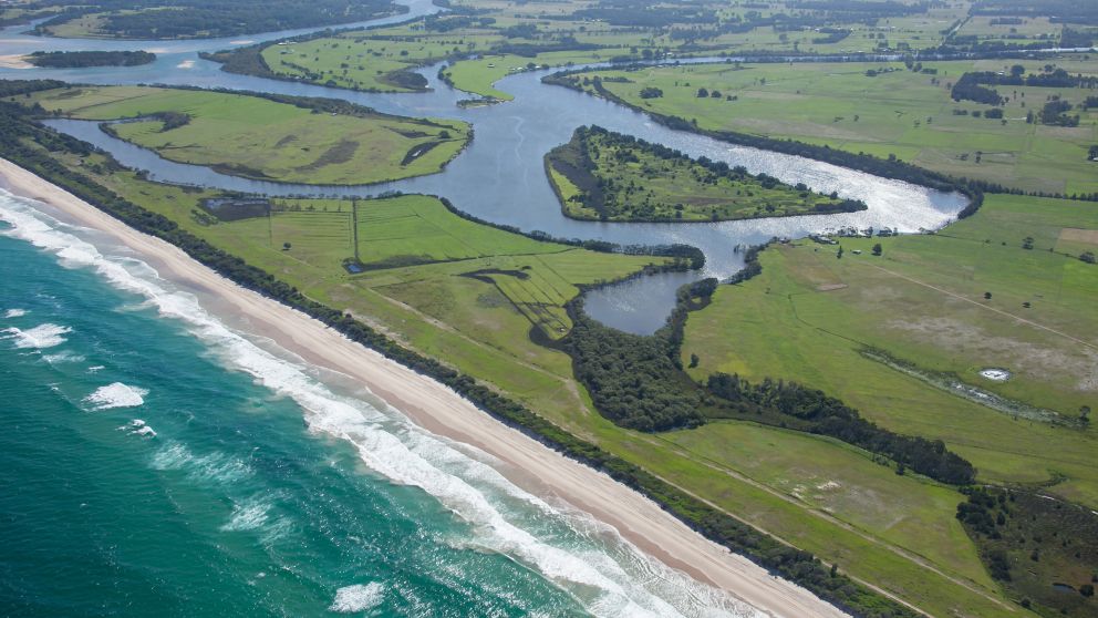 Manning Valley NSW Find Lakes & Walks