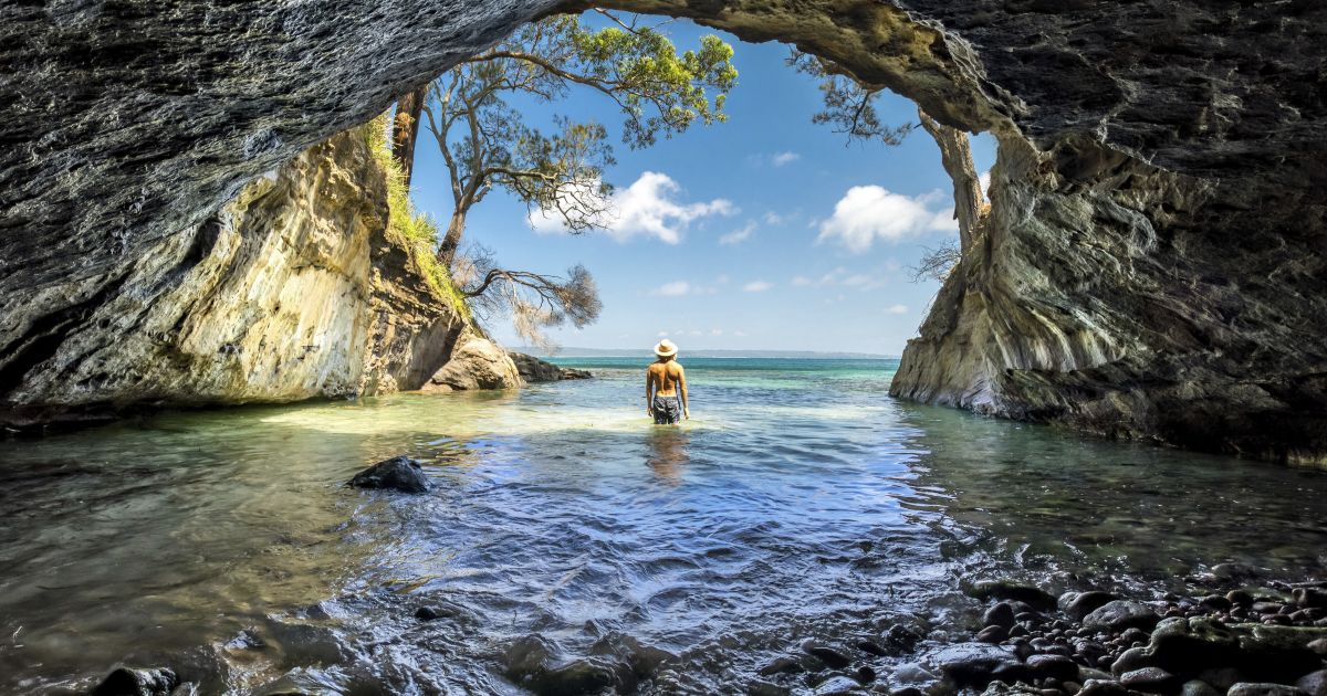 Jervis Bay, Australia Find Hotels, Camping, Beaches & Attractions