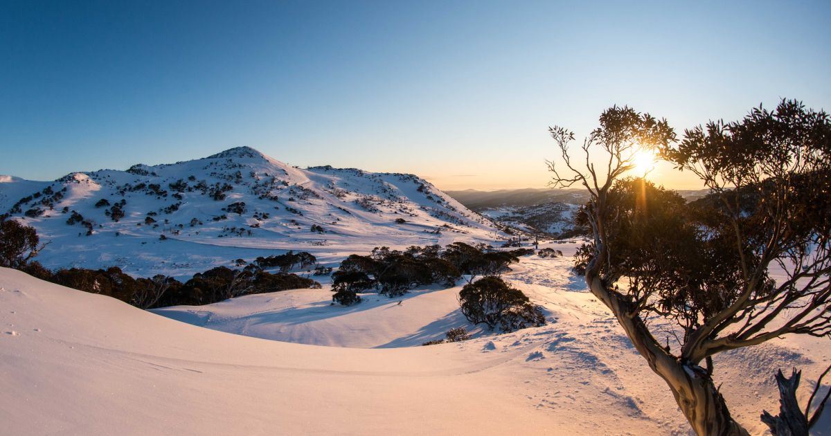 when to visit snowy mountains