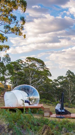 The Virgo Bubbletent located halfway between Lithgow and Mudgee with views overlooking the Capertee Valley