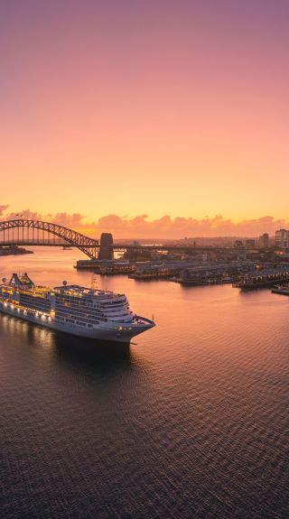 Cruise ship on Sydney Harbour