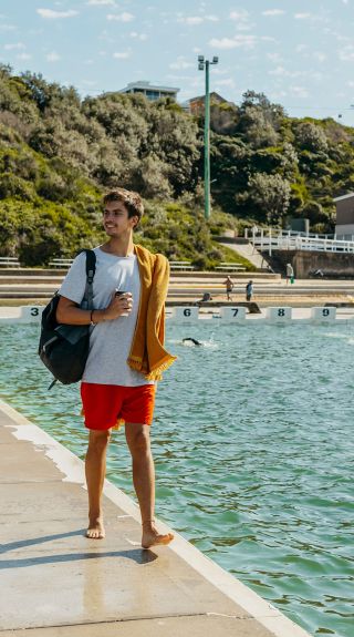 纽卡素梅雷韦瑟海洋浴场