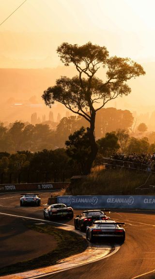 Bathurst 12 Hour, Mount Panorama - Credit: Mark Horsburgh | Supercars