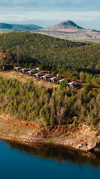 Wilderluxe - Lake Keepit - Credit: Reflections Holidays | Paul Lojszczyk