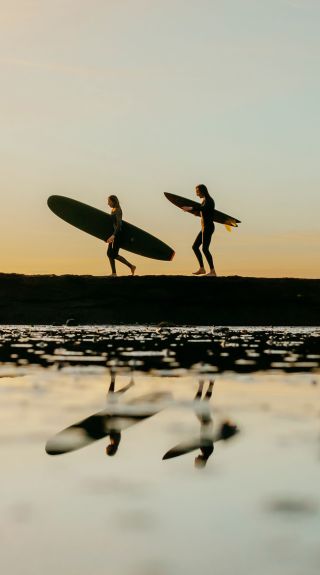 몰리묵 비치, 바다 옆의 배니스터