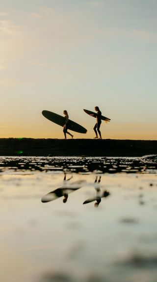 몰리묵 비치, 바다 옆의 배니스터