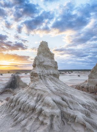 Spectacular outback landscapes showcasing the Walls of China in the World Heritage Mungo National Park, Outback N