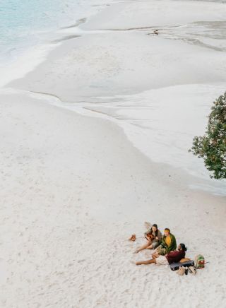 Freunde genießen Murrays Beach, Jervis Bay