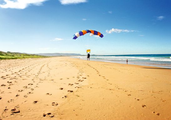 卧龙岗跳伞 - 海滩及周边地区跳伞 -卧龙岗及周边地区